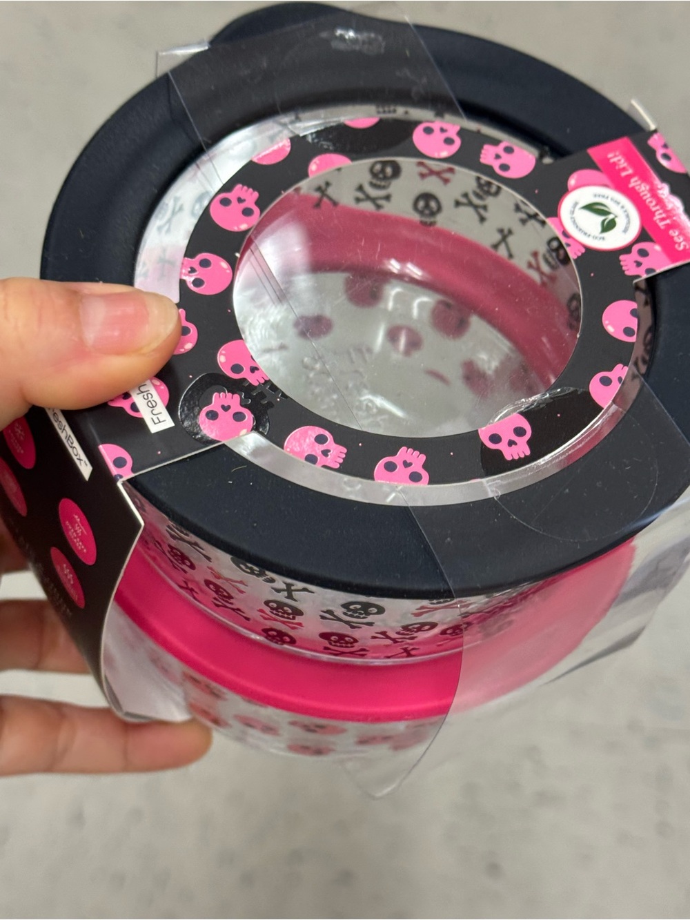 Pink Skull Pattern Reusable Party Snack Containers - Picture 2 of 2